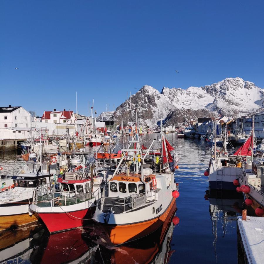 Fiskekrogen Rorbuer Villa Henningsvaer Exterior photo